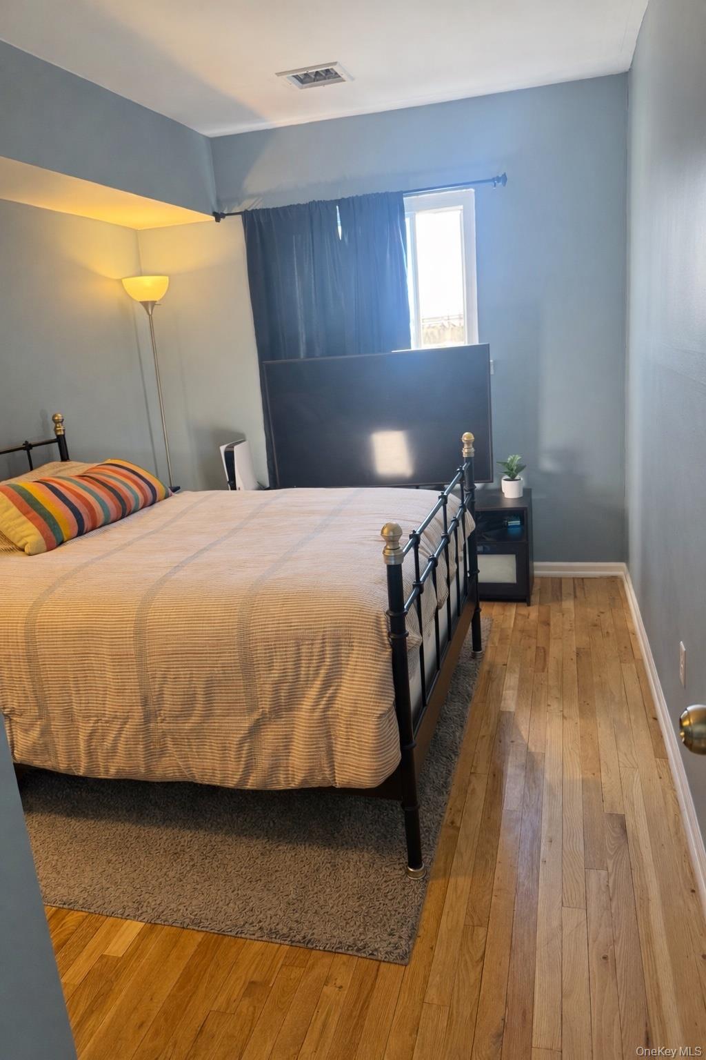 #13 photo, 88 E Valley Stream Boulevard, 长岛 Valley Stream , NY 11580