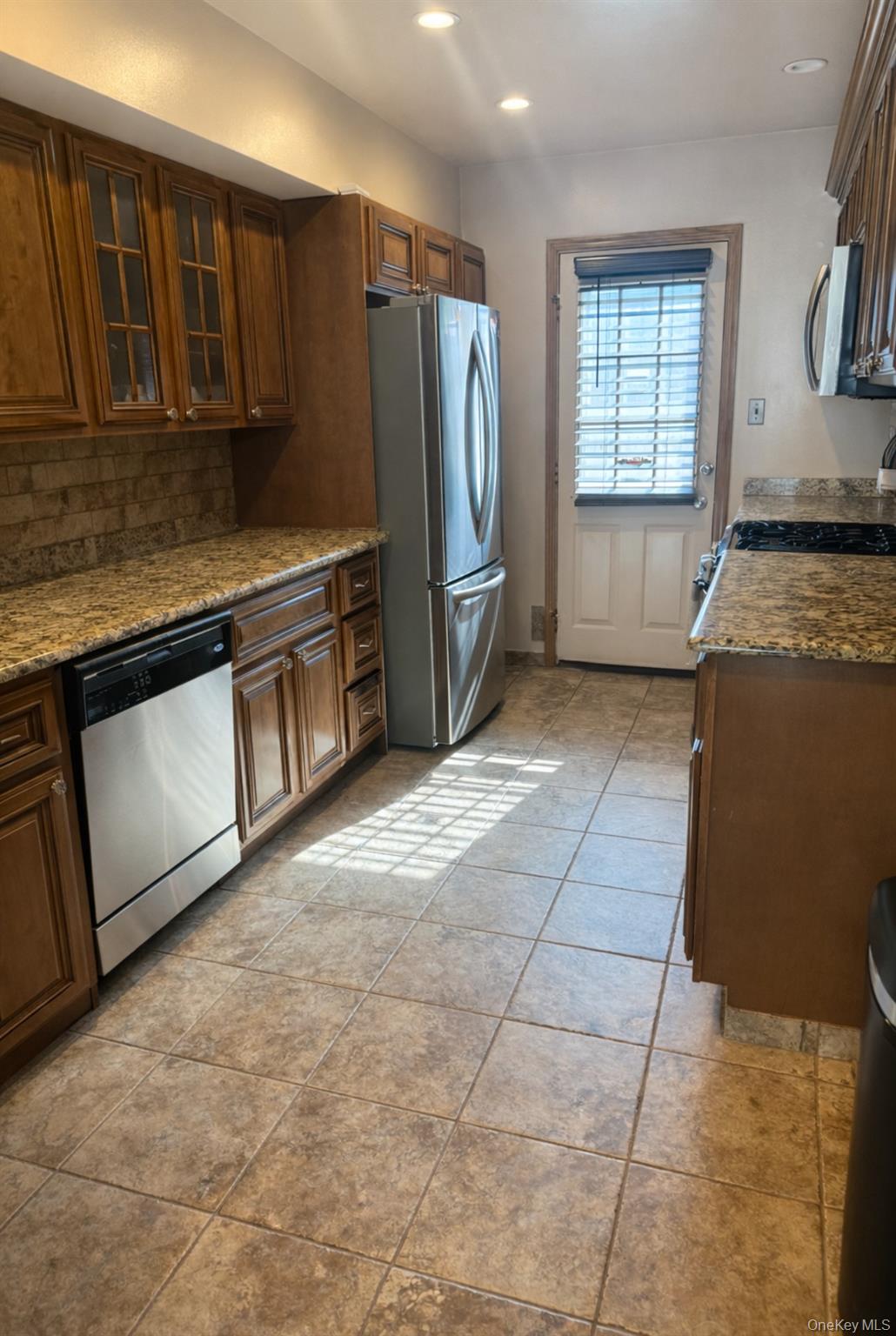 #7 photo, 88 E Valley Stream Boulevard, 长岛 Valley Stream , NY 11580