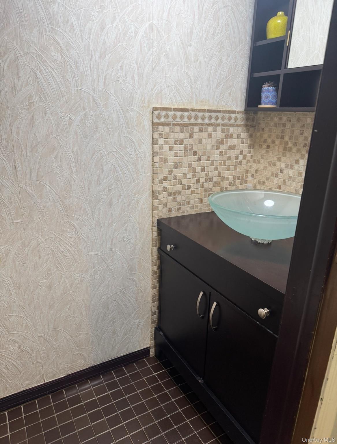 #9 photo, 88 E Valley Stream Boulevard, 长岛 Valley Stream , NY 11580