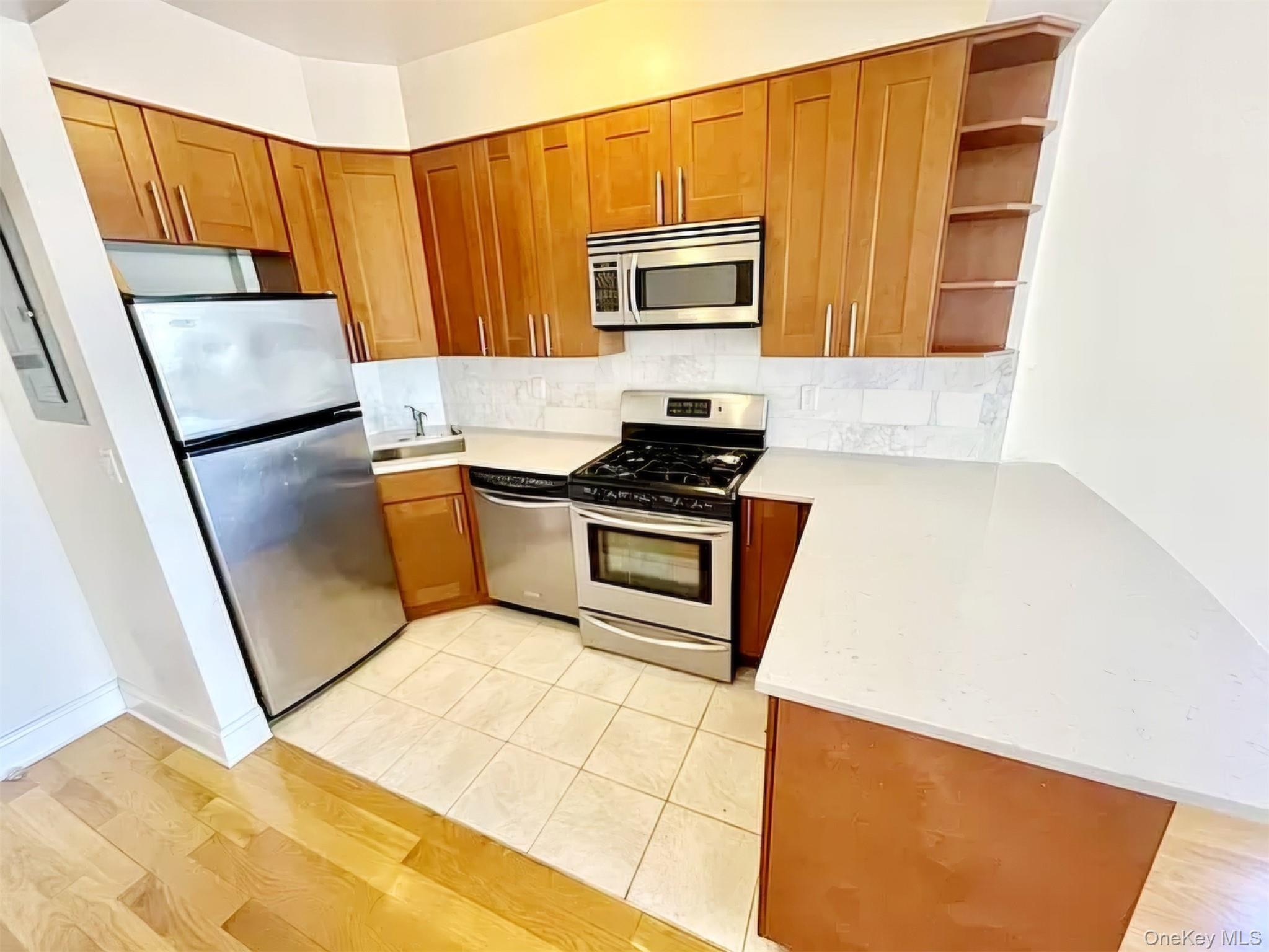 #2 photo, 26-38 28 Street, Astoria , NY 11102