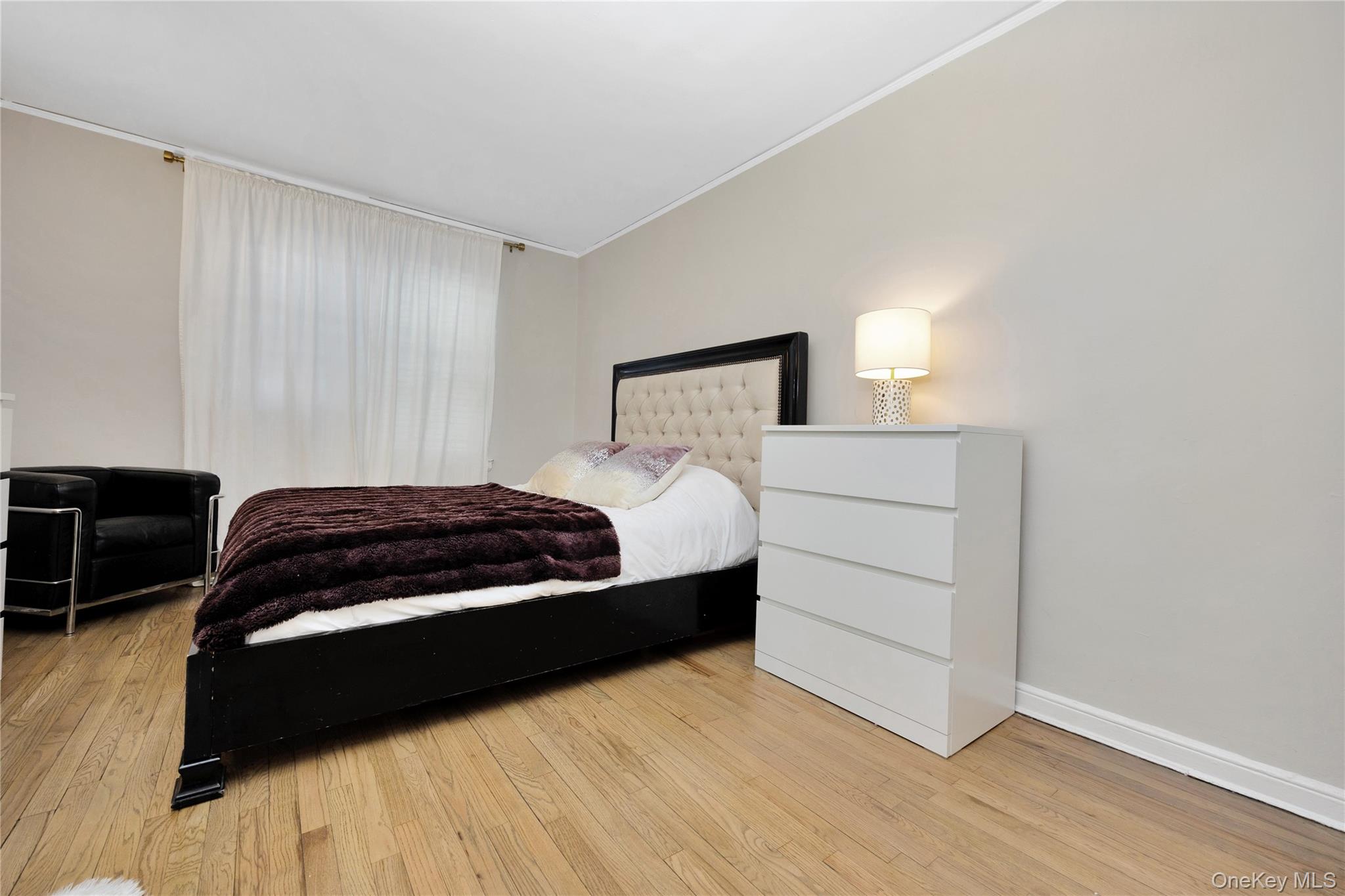 #11 photo, 141-42 78th Road Road, Kew Garden Hills , NY 11367