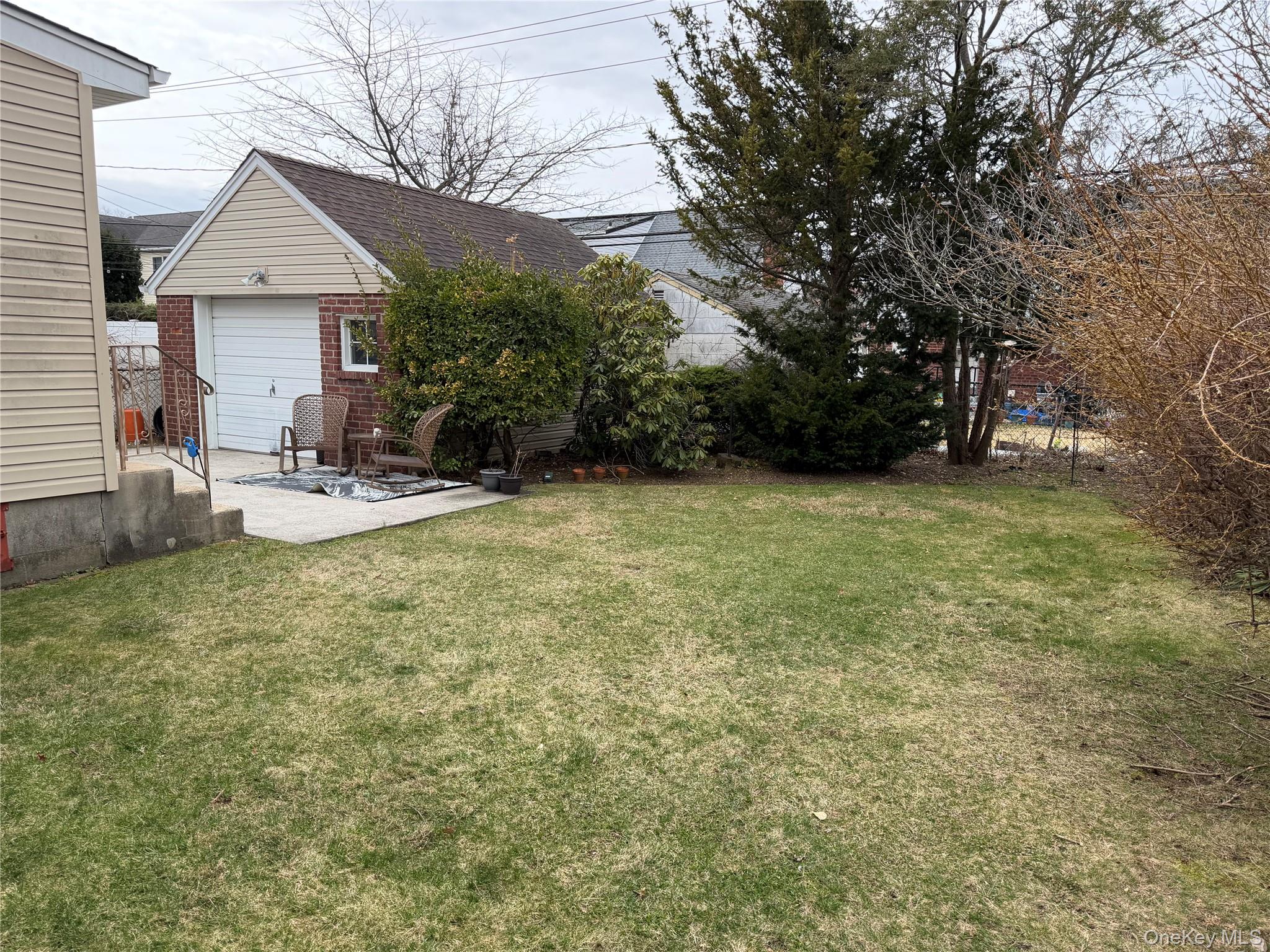 #18 photo, 222 Colonial Avenue, Williston Park , NY 11596