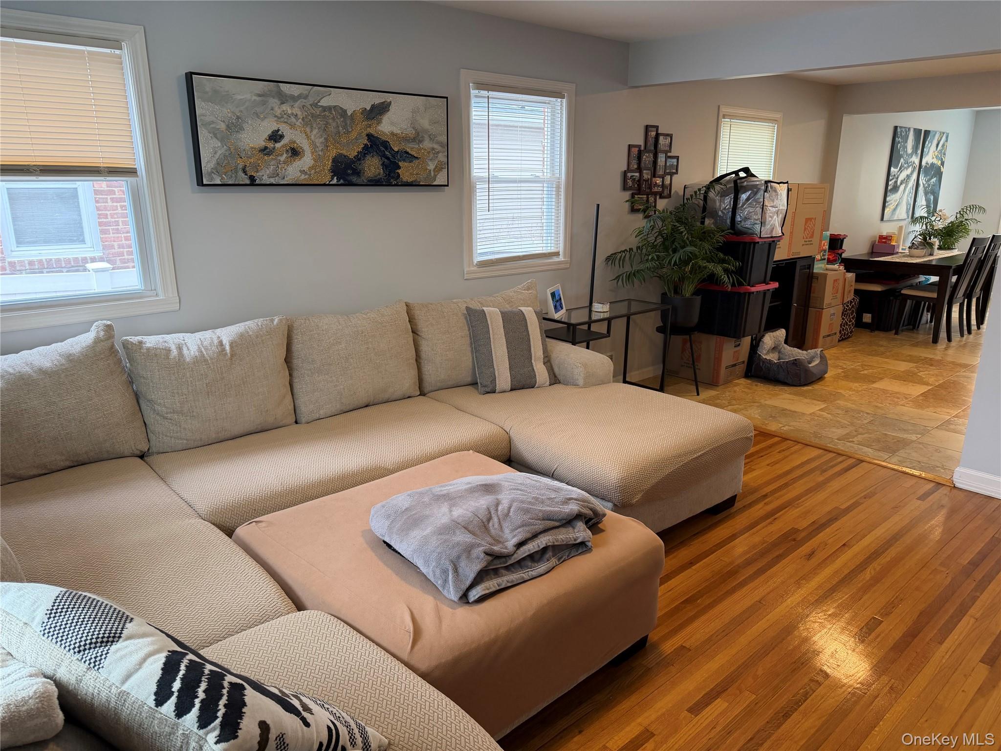 #7 photo, 222 Colonial Avenue, Williston Park , NY 11596