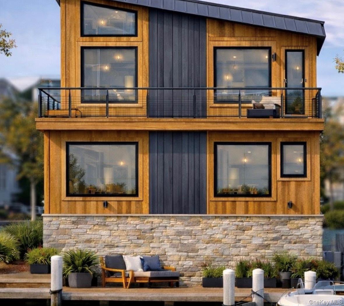 #2 photo, 121 B Garfield Street, नासाउ काउंटी Freeport , NY 11520