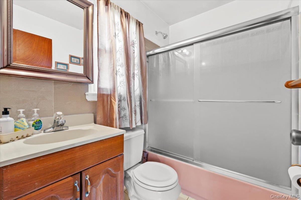 #12 photo, 55 Harriet Avenue, 長島 Hempstead , NY 11550