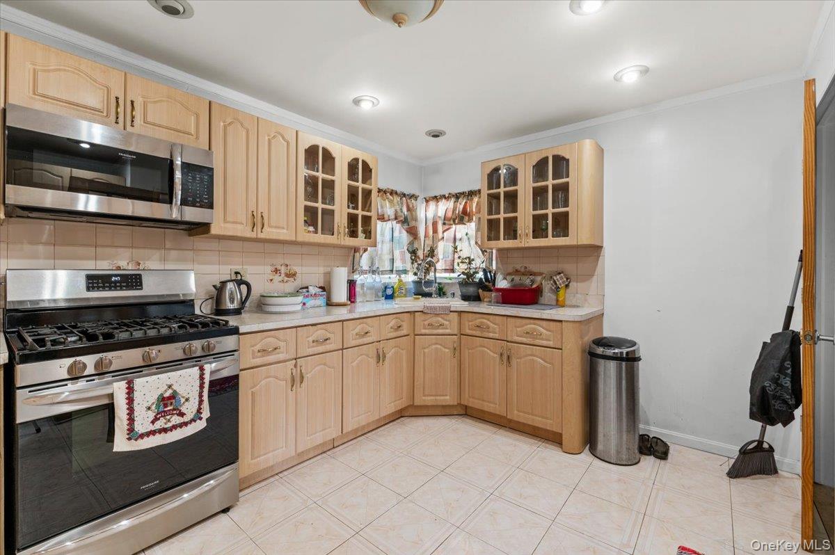 #15 photo, 55 Harriet Avenue, 長島 Hempstead , NY 11550