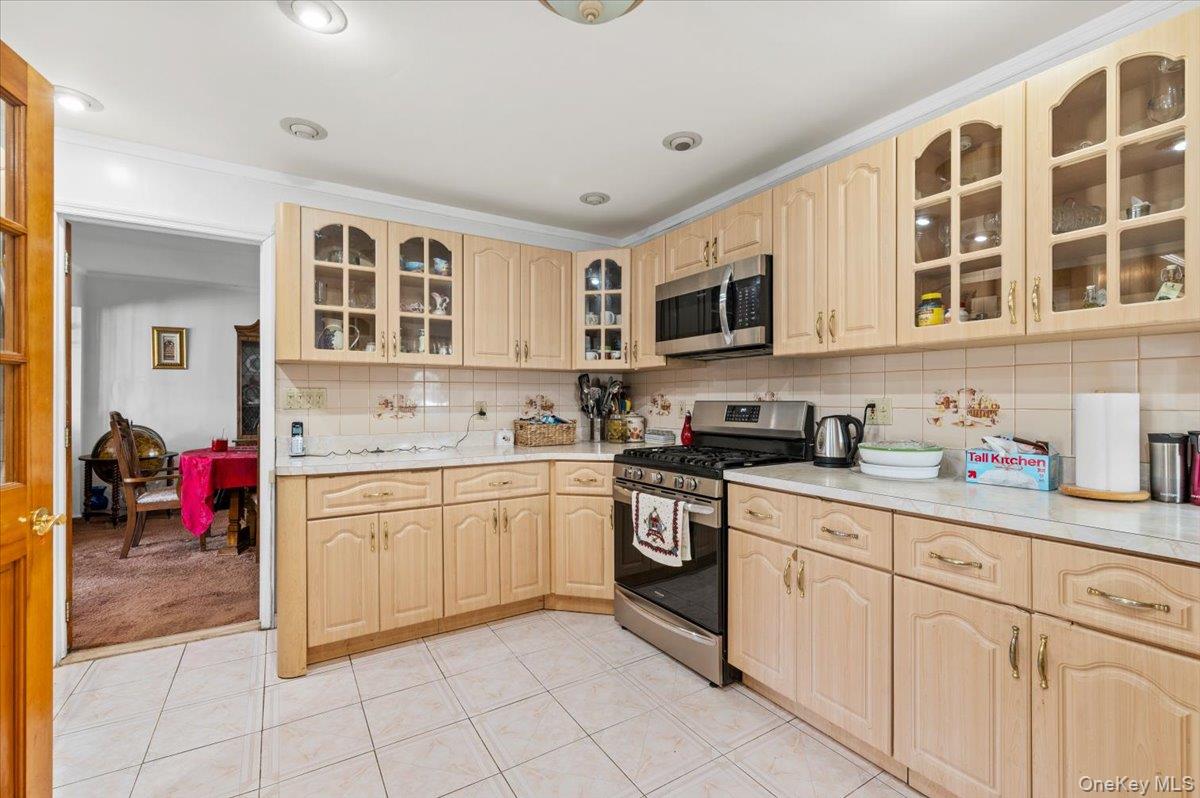 #16 photo, 55 Harriet Avenue, 長島 Hempstead , NY 11550