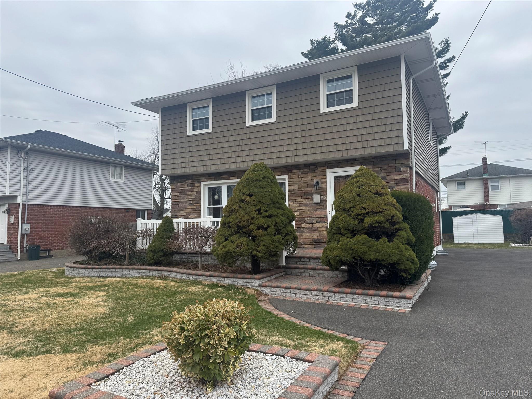 #2 photo, 55 Harriet Avenue, Hempstead , NY 11550