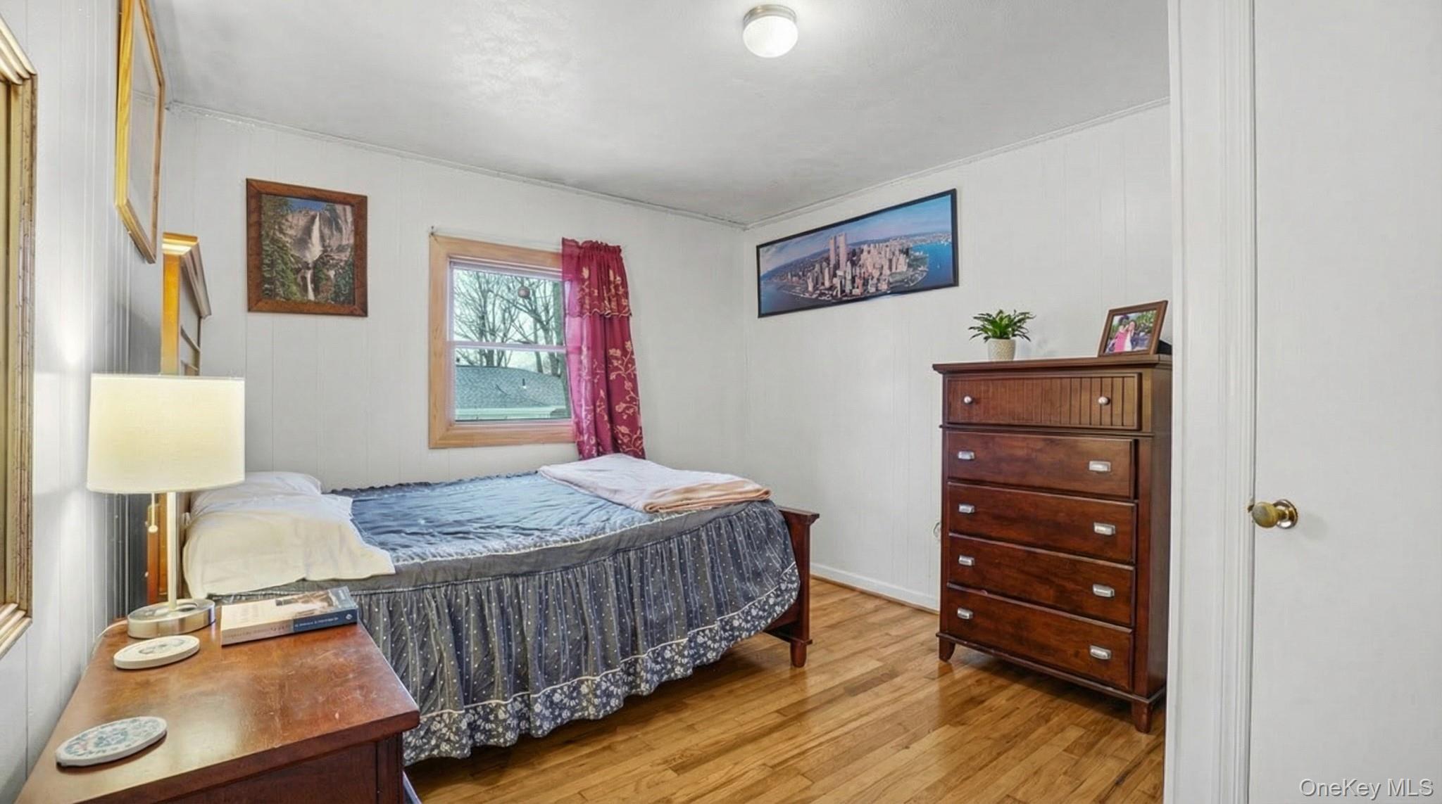 #8 photo, 4 Roosevelt Street, Brentwood , NY 11717