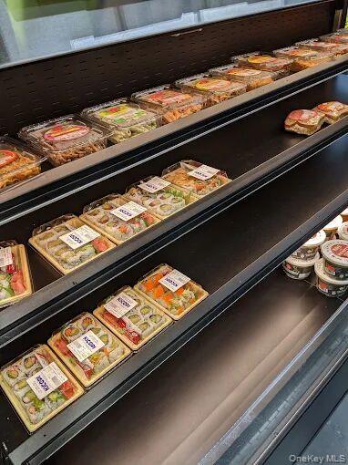 #4 photo, 193 Smith Street, Brooklyn , NY 11201