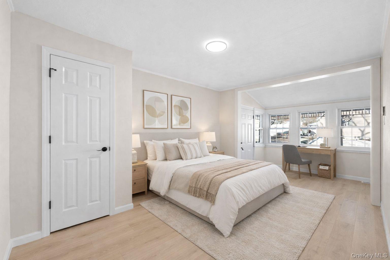 #11 photo, 10 Pinedale Avenue, מחוז סאפוק Farmingville , NY 11738