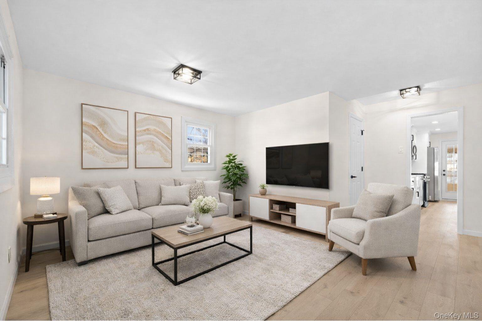 #7 photo, 10 Pinedale Avenue, מחוז סאפוק Farmingville , NY 11738