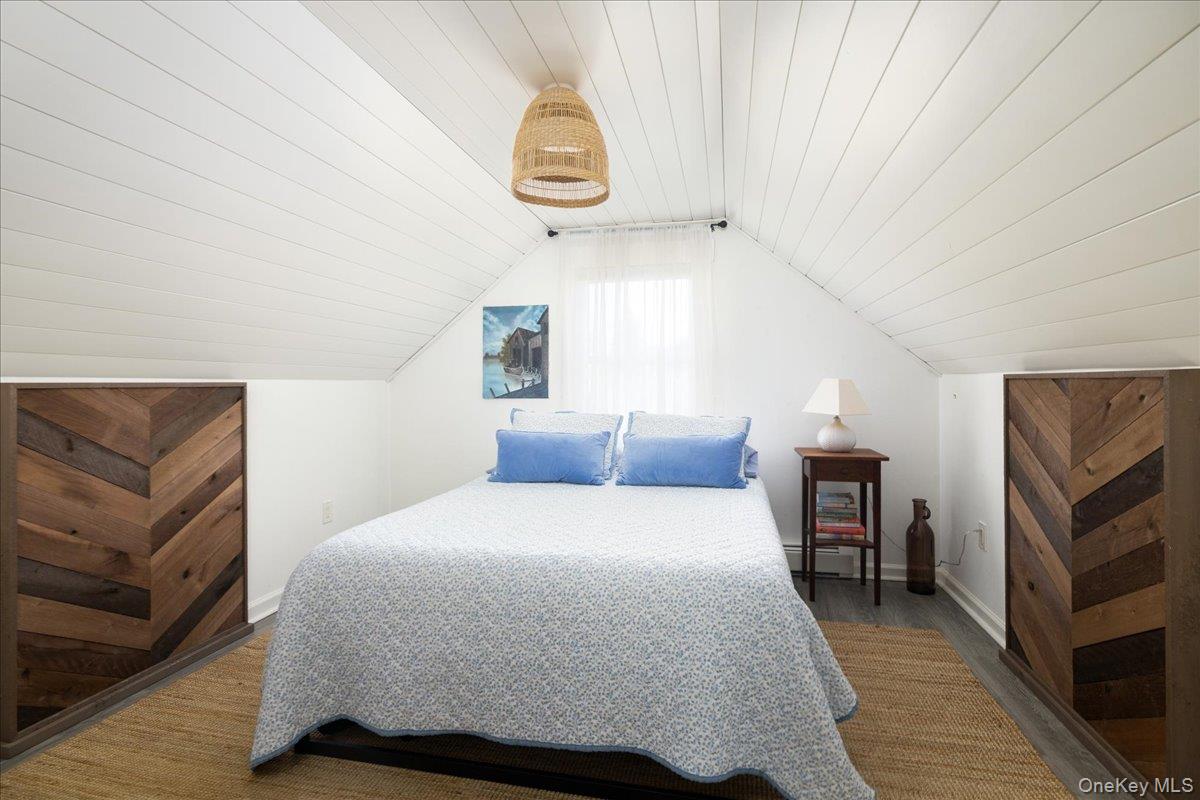 #13 photo, 72 Cleveland Avenue, Massapequa , NY 11758