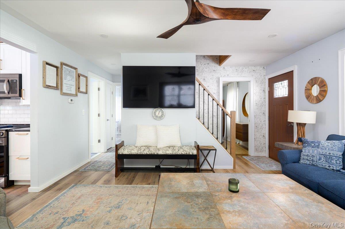 #4 photo, 72 Cleveland Avenue, Massapequa , NY 11758