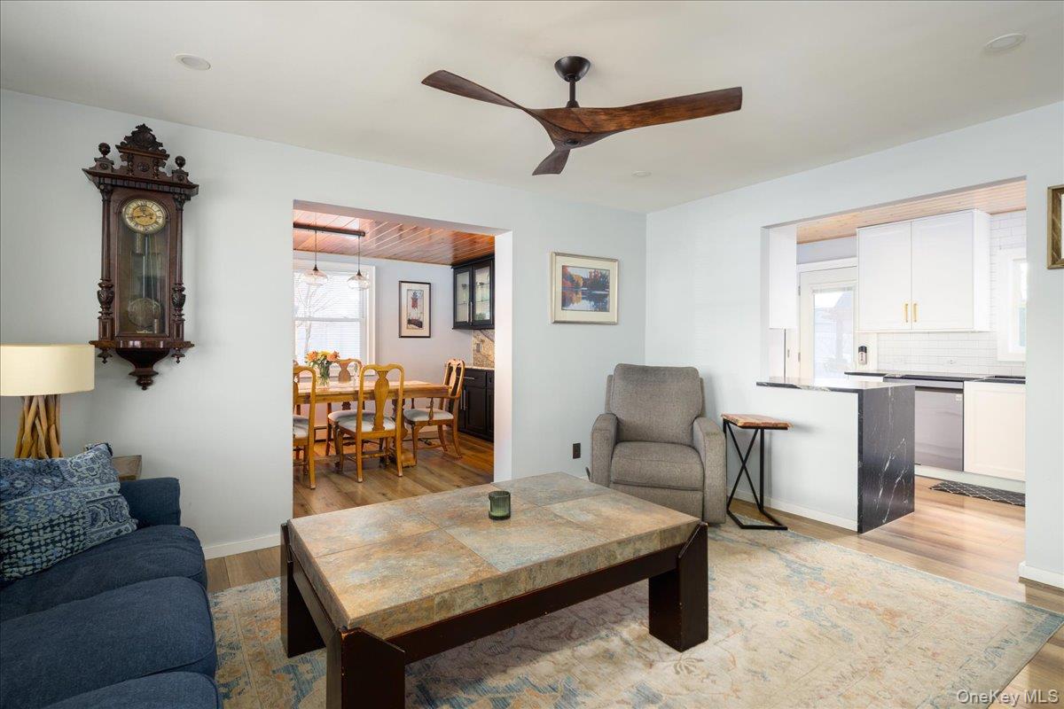 #6 photo, 72 Cleveland Avenue, Massapequa , NY 11758