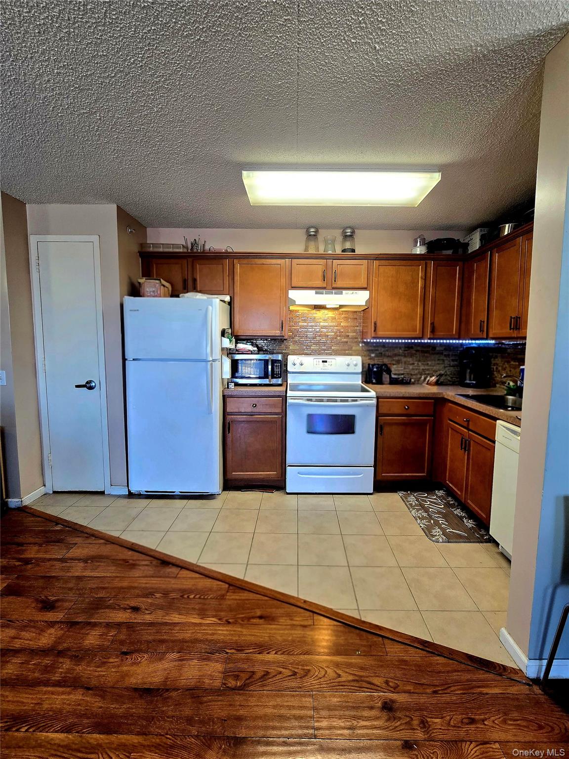 #7 photo, 260 Beach 81st Street, Far Rockaway , NY 11693