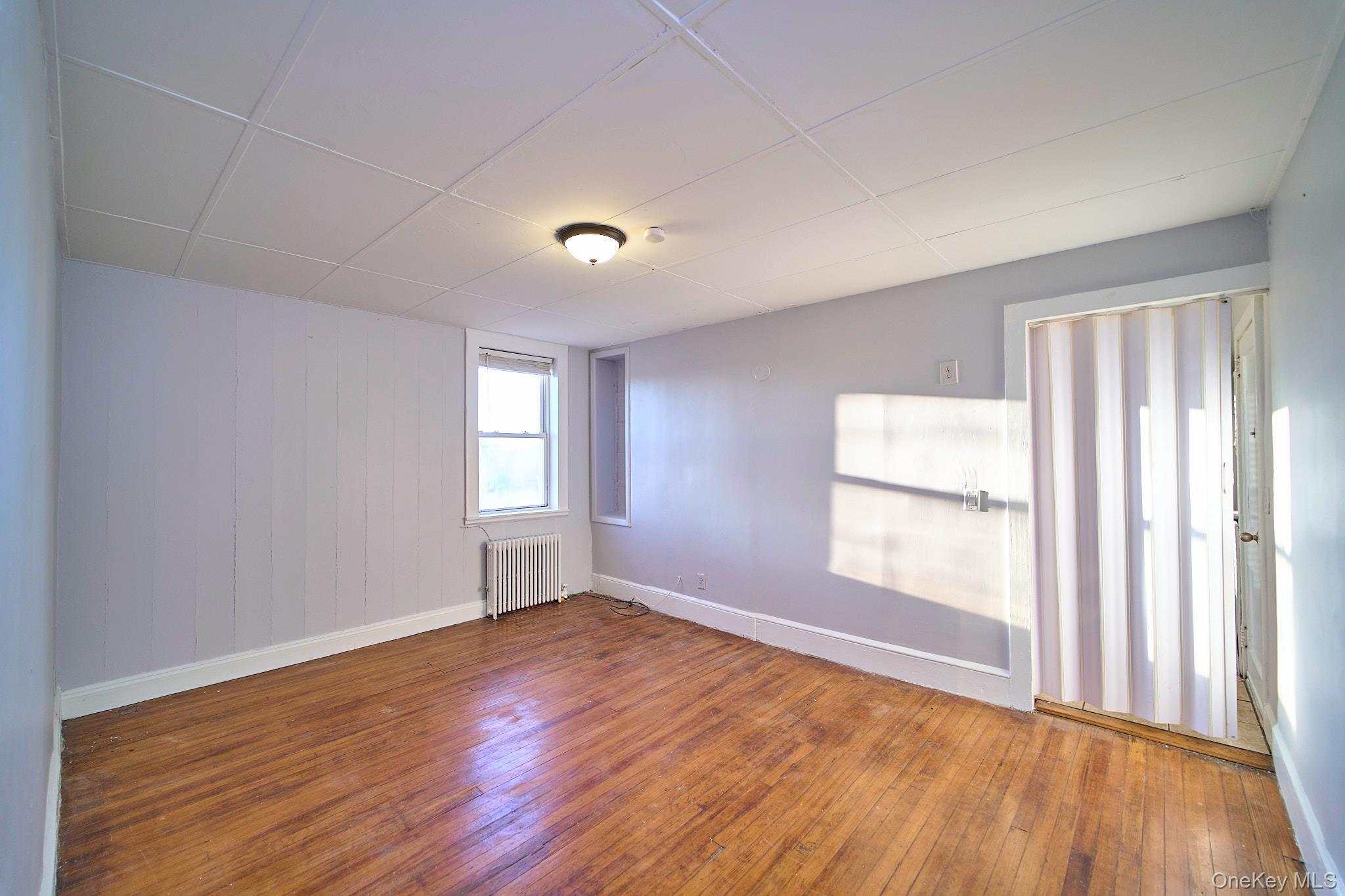 #4 photo, 10 Railroad Avenue, Bethpage , NY 11714