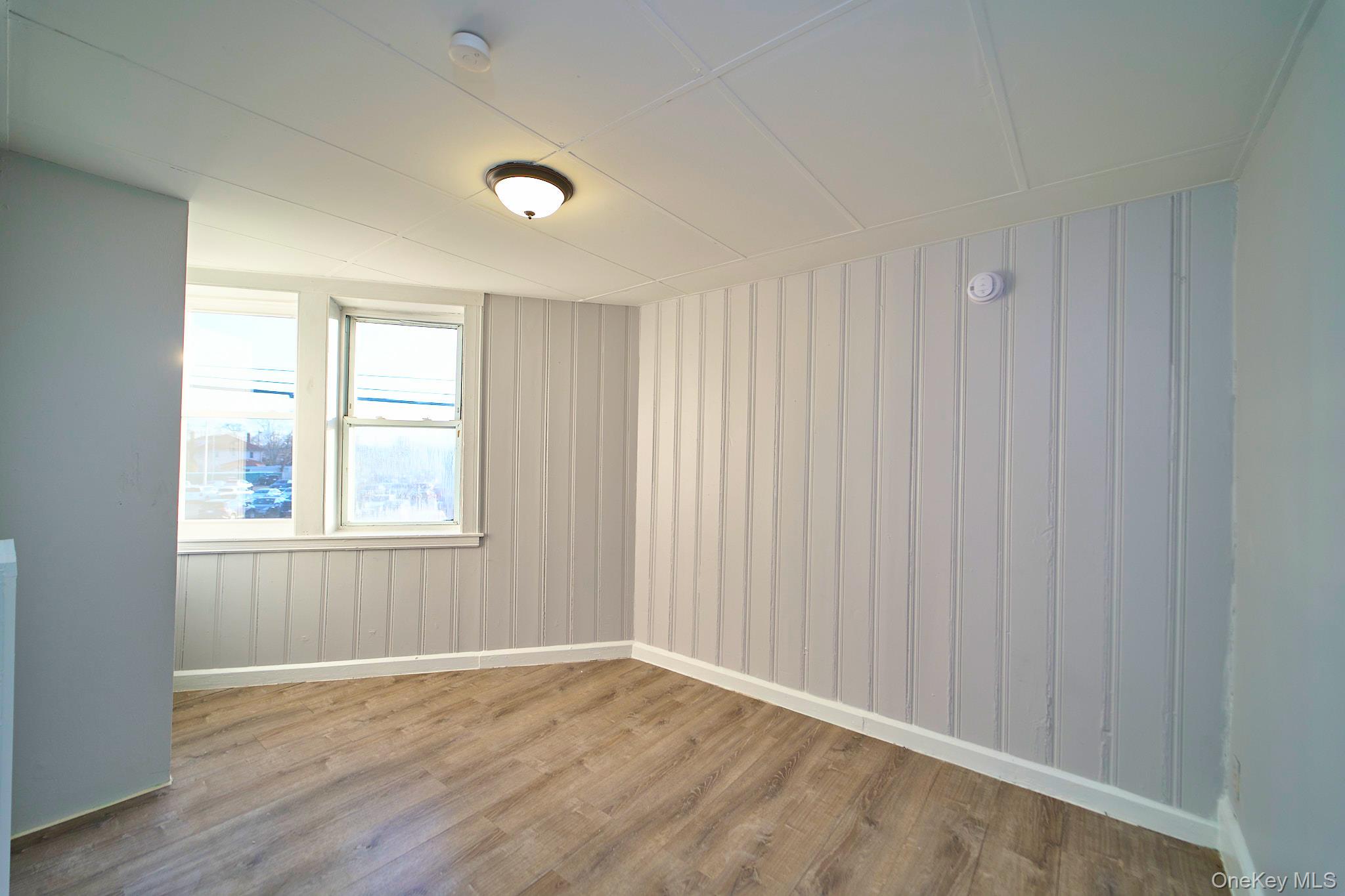 #5 photo, 10 Railroad Avenue, Bethpage , NY 11714