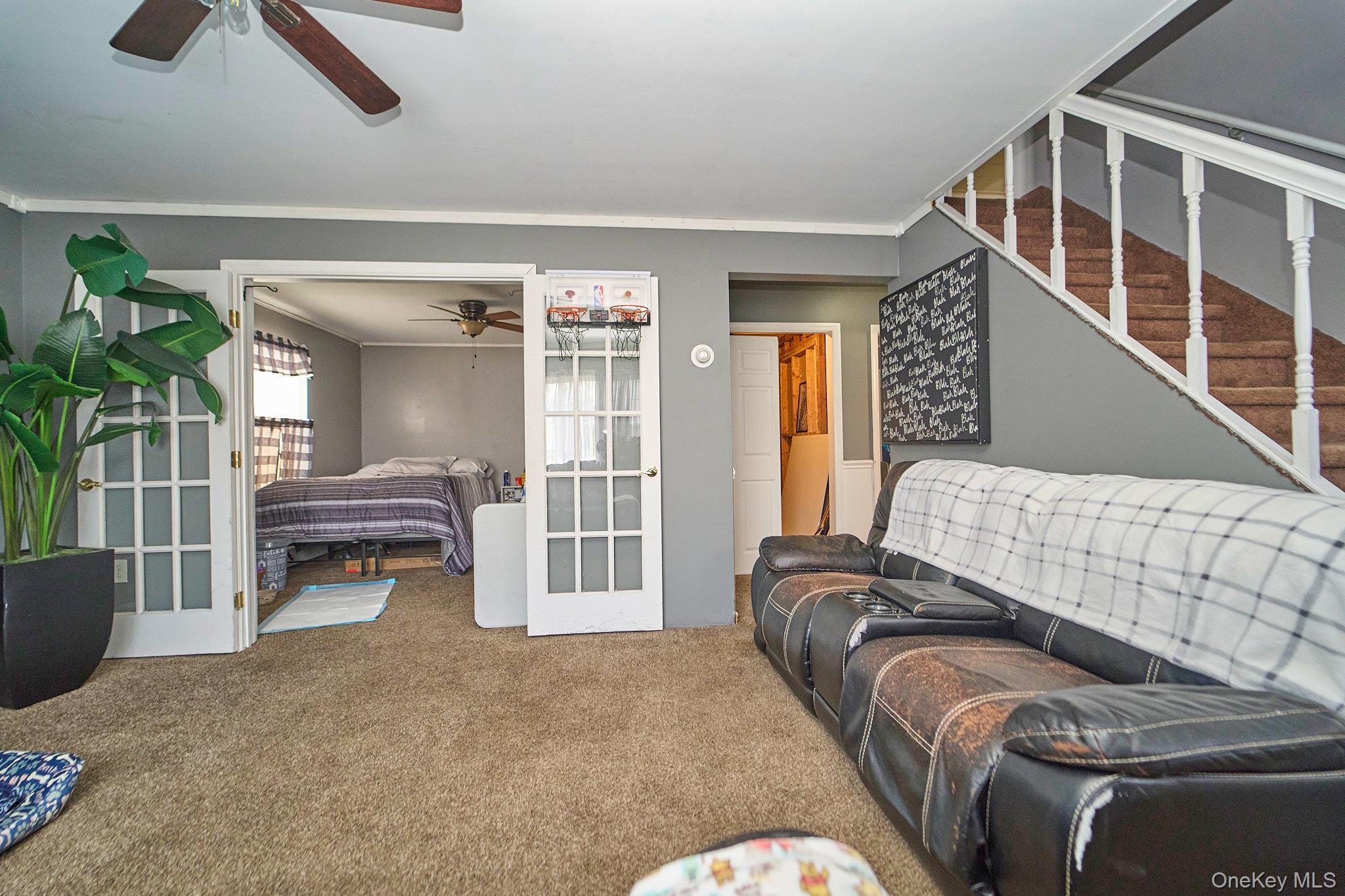 #4 photo, 50 Tower Lane, Levittown , NY 11756