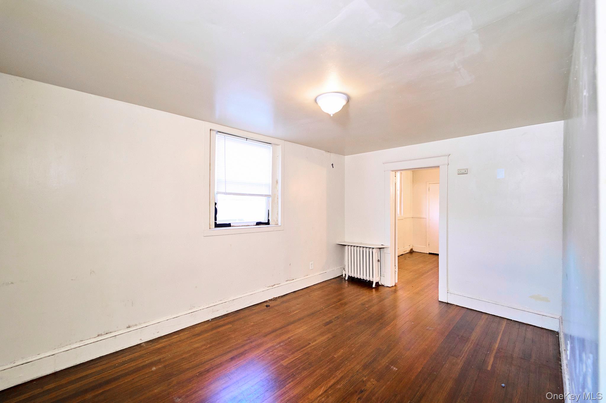 #2 photo, 10 Railroad Avenue, Bethpage , NY 11714