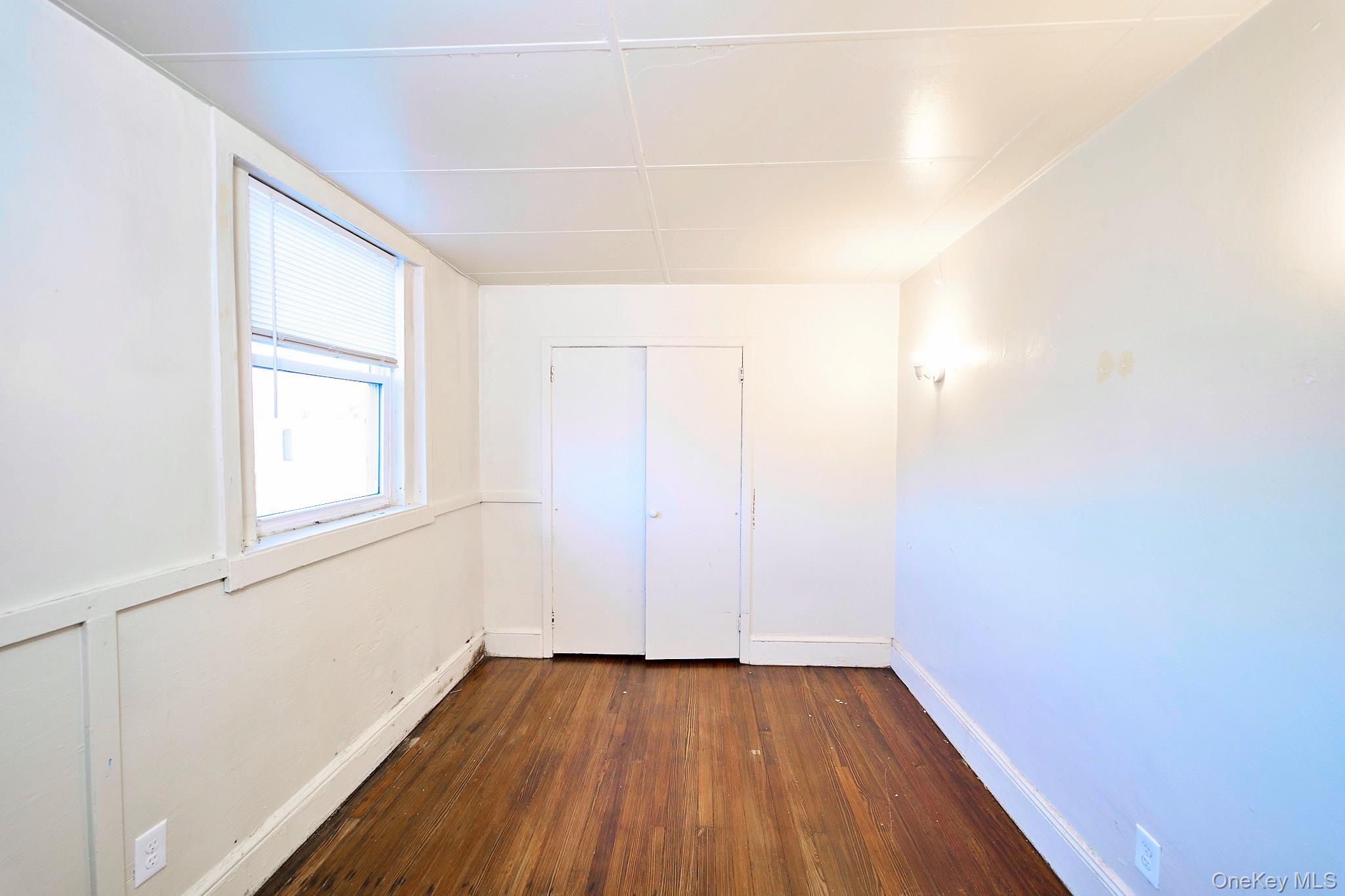 #3 photo, 10 Railroad Avenue, Bethpage , NY 11714