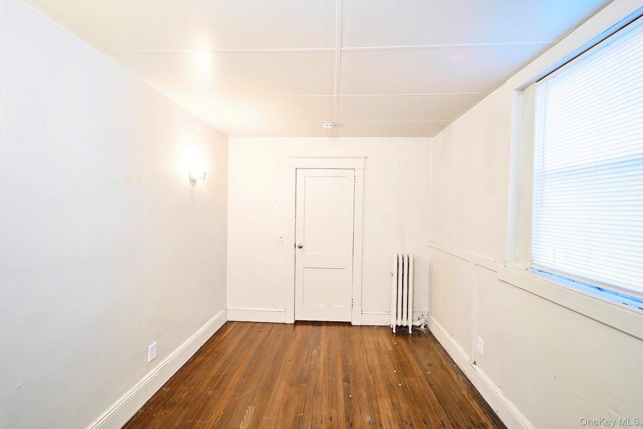 #4 photo, 10 Railroad Avenue, Bethpage , NY 11714