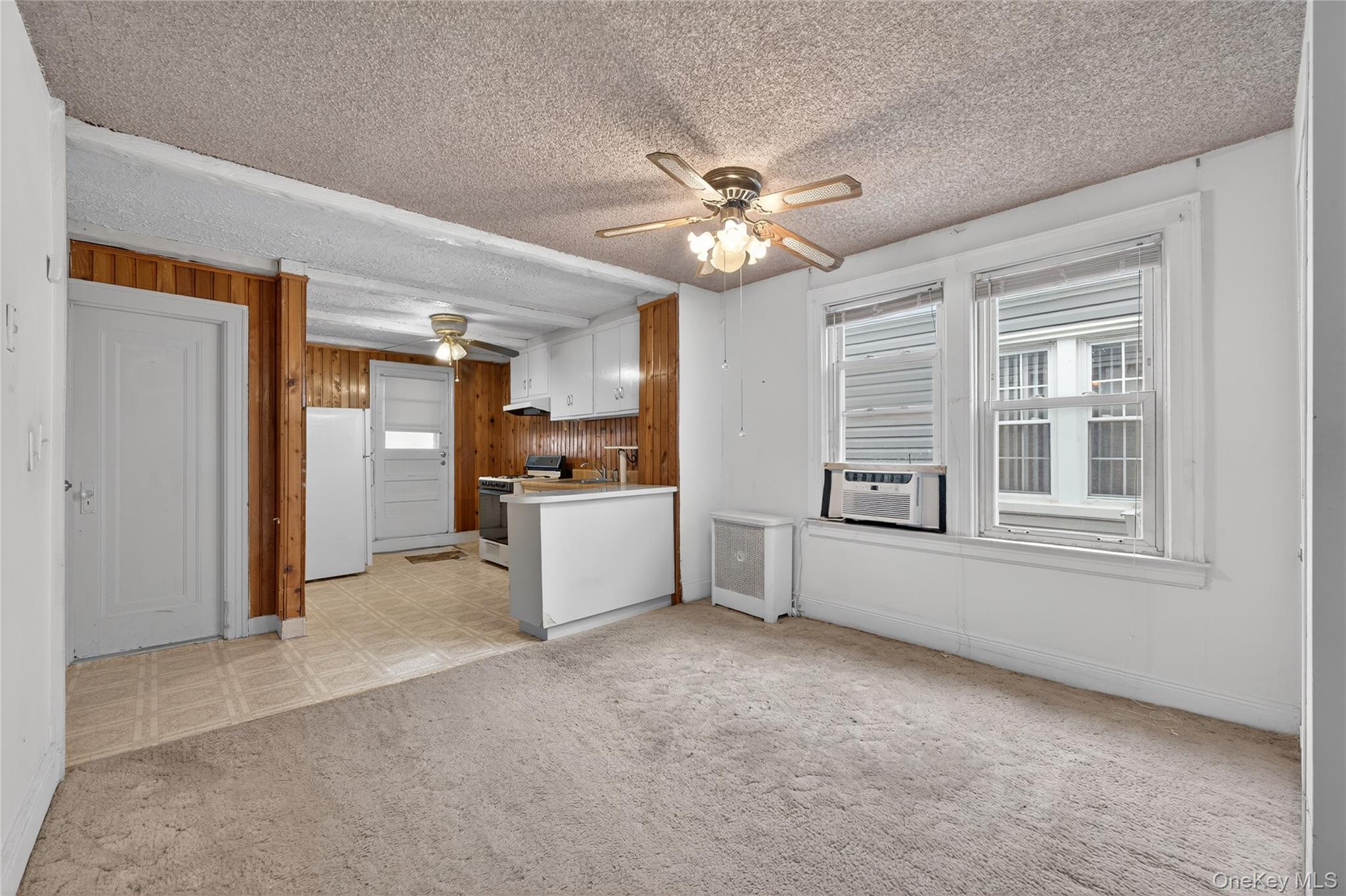 #4 photo, 10115 111th Street, קווינס Richmond Hill , NY 11419