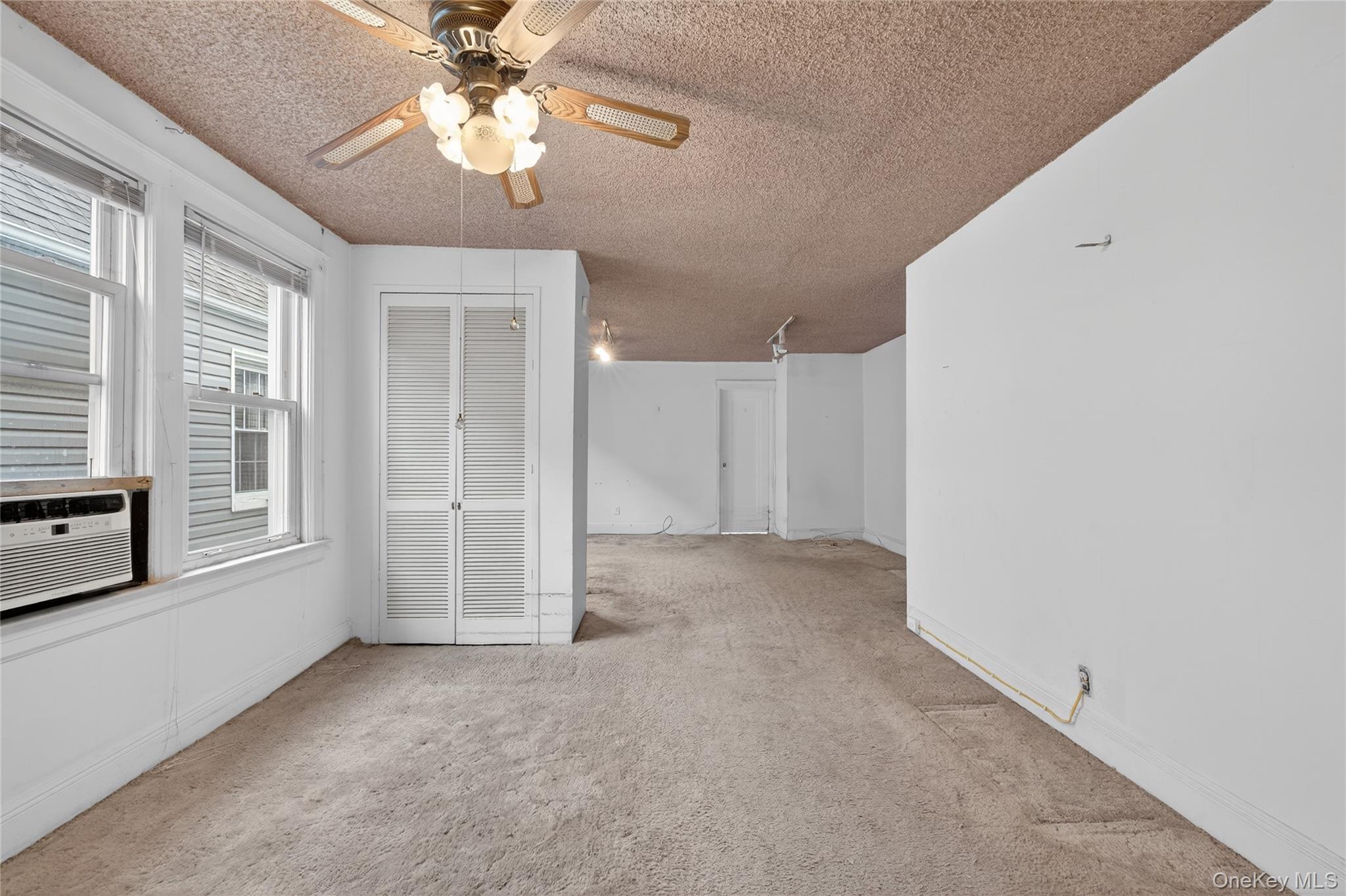 #5 photo, 10115 111th Street, קווינס Richmond Hill , NY 11419