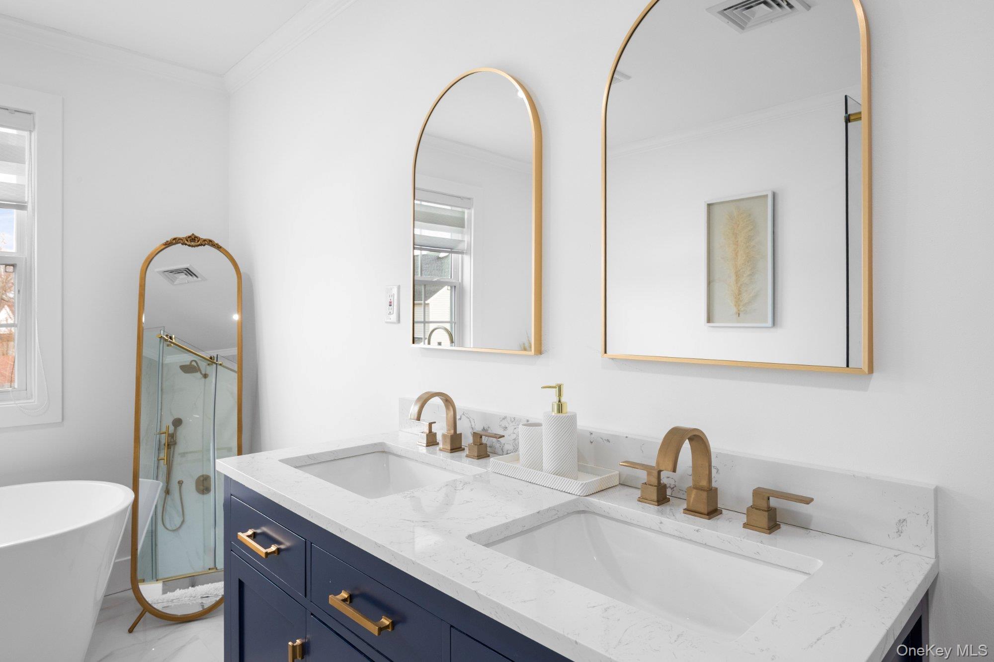 #15 photo, 495 Russell Street, ناسو Baldwin , NY 11510