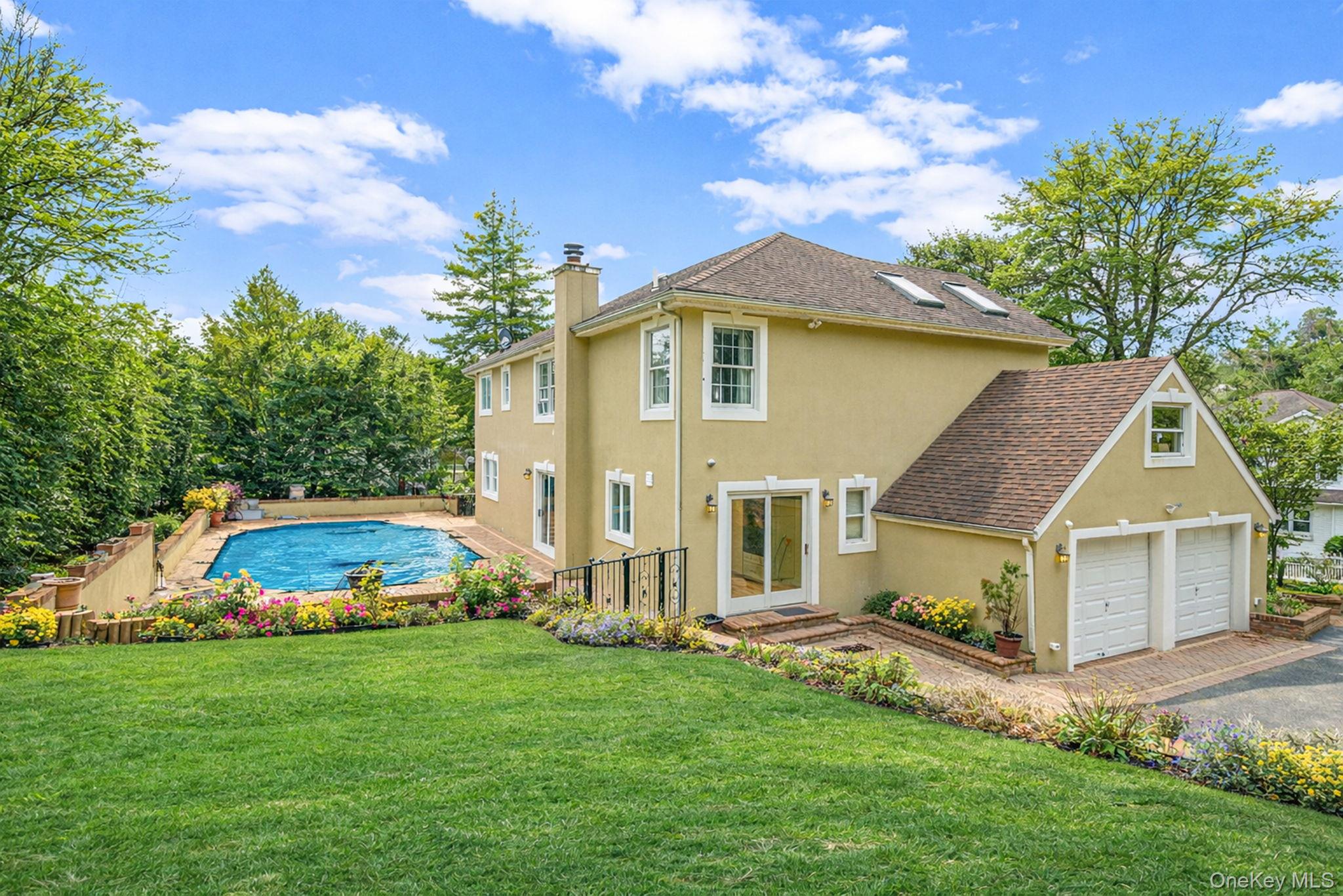 #3 photo, 4 2nd Street, מחוז נסאו Woodbury , NY 11797