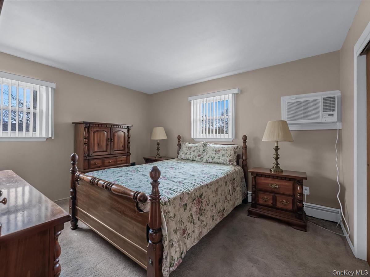 #12 photo, 715 McCall Avenue, West Islip , NY 11795