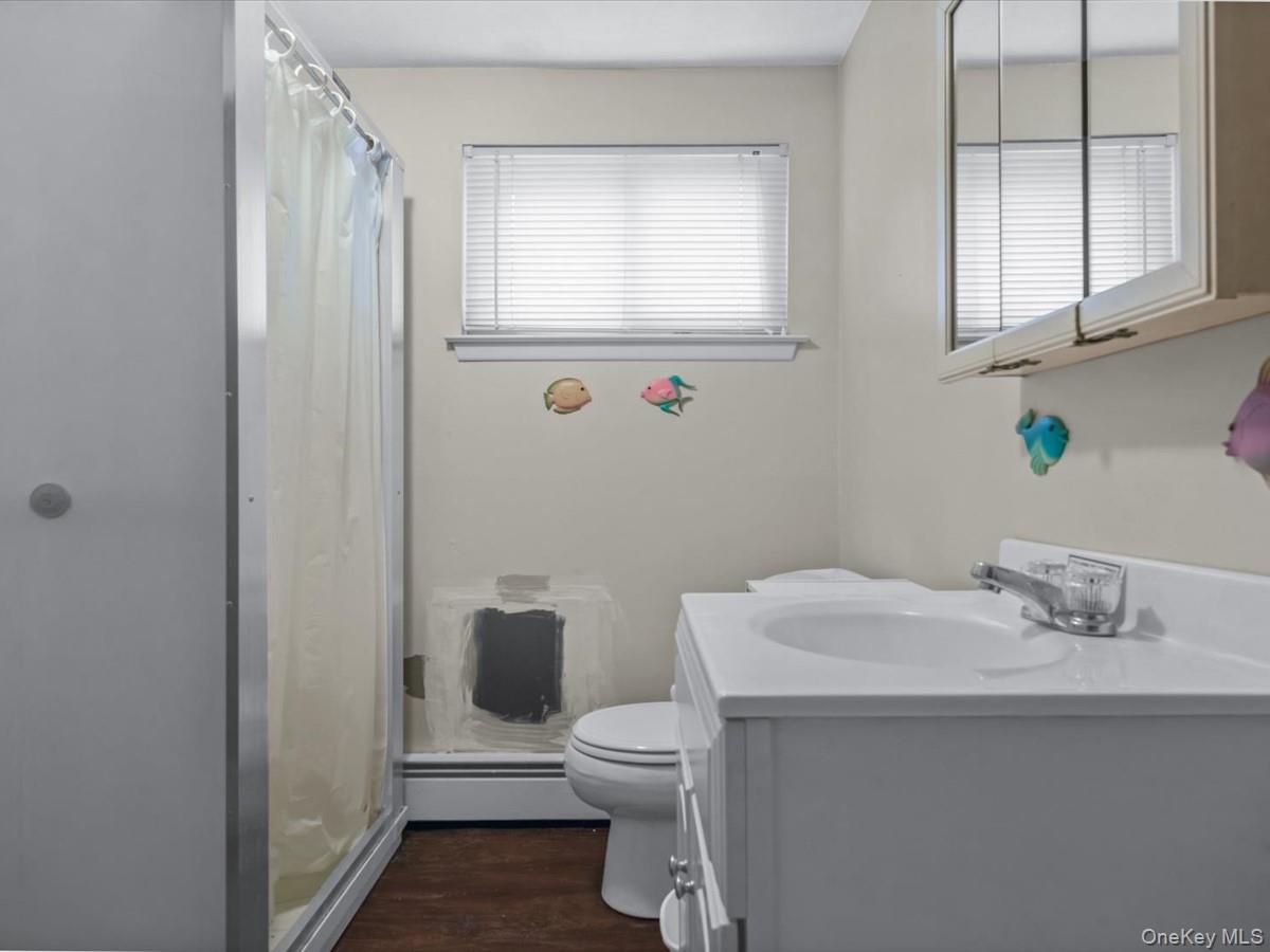 #19 photo, 715 McCall Avenue, West Islip , NY 11795