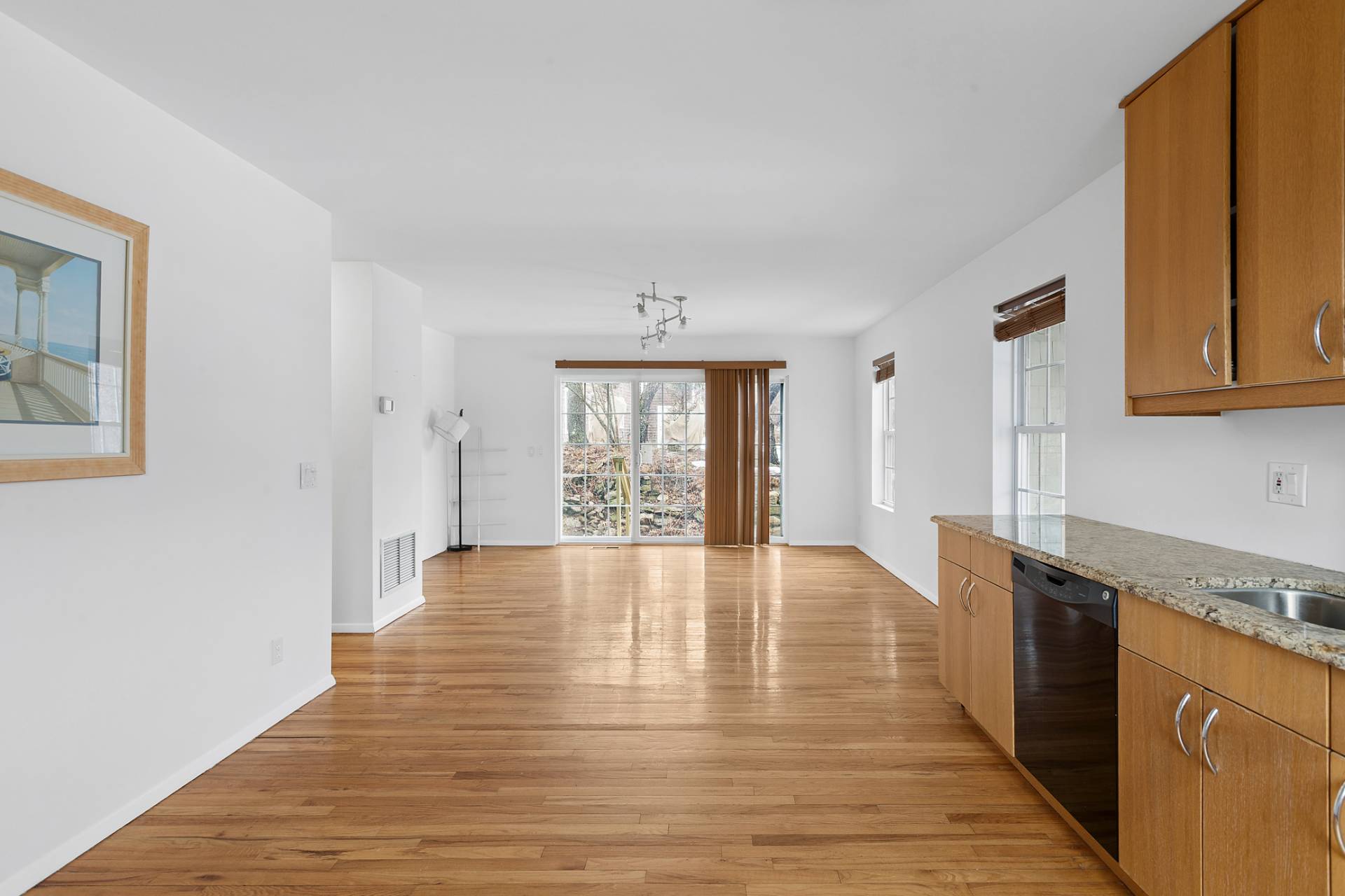 #11 photo, 12 Furness Road, Саффолк ‖ Montauk , NY 11954