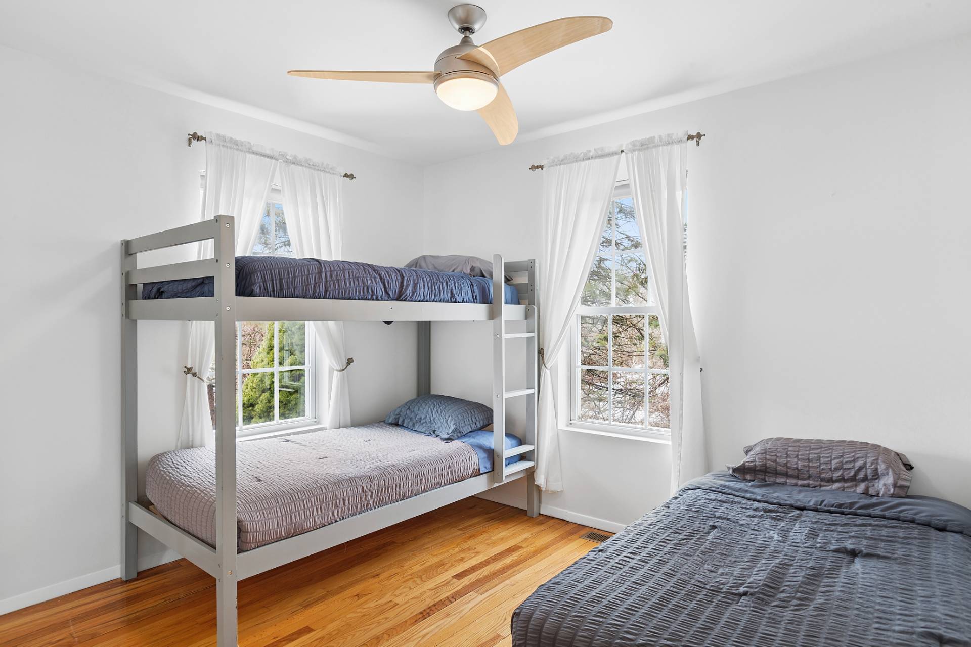 #7 photo, 12 Furness Road, Саффолк ‖ Montauk , NY 11954