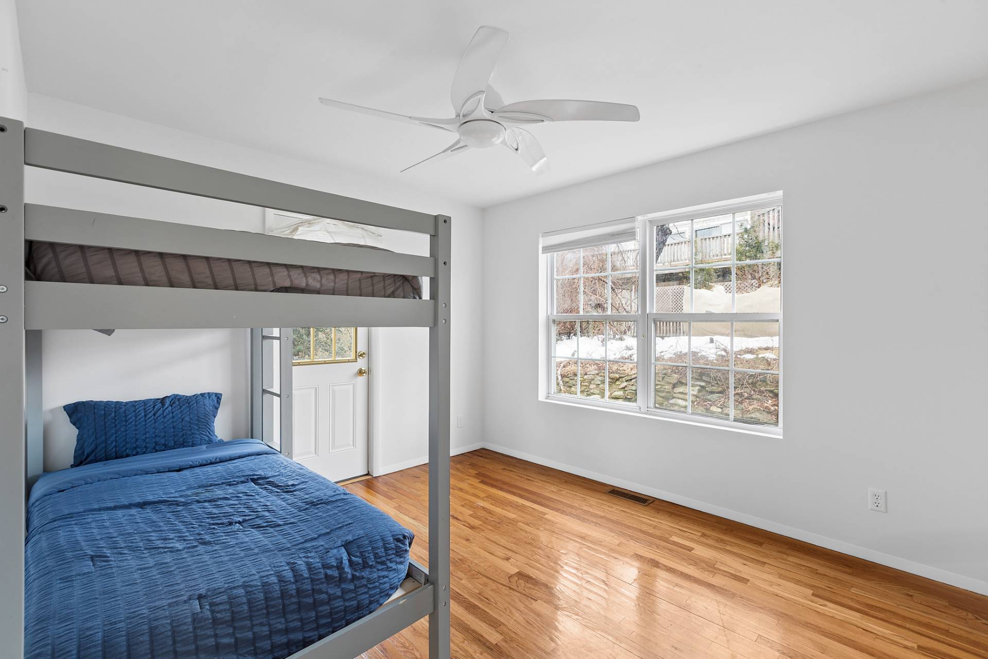 #9 photo, 12 Furness Road, Саффолк ‖ Montauk , NY 11954