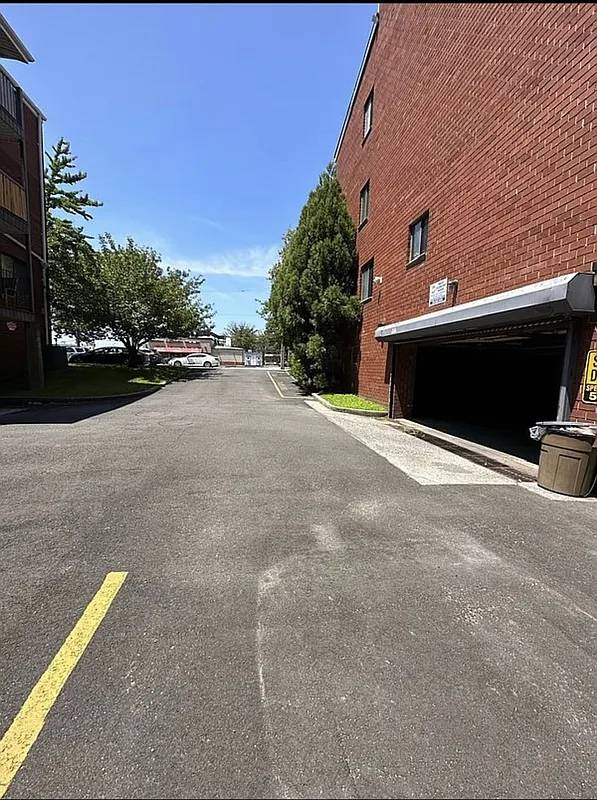 #16 photo, 2811 E 26th ST, #2B, 布鲁克林 Sheepshead Bay , NY 11235