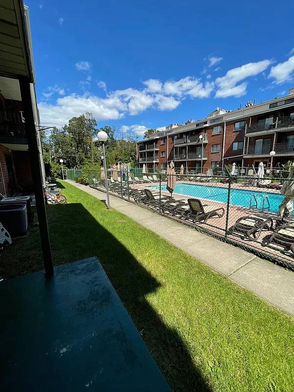 #24 photo, 2811 E 26th ST, #2B, 布鲁克林 Sheepshead Bay , NY 11235