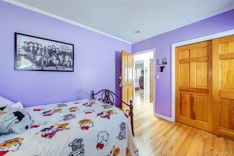 #21 photo, 160-32 11th Ave, Beechhurst , NY 11357