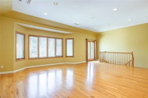 #30 photo, 160-32 11th Ave, Beechhurst , NY 11357