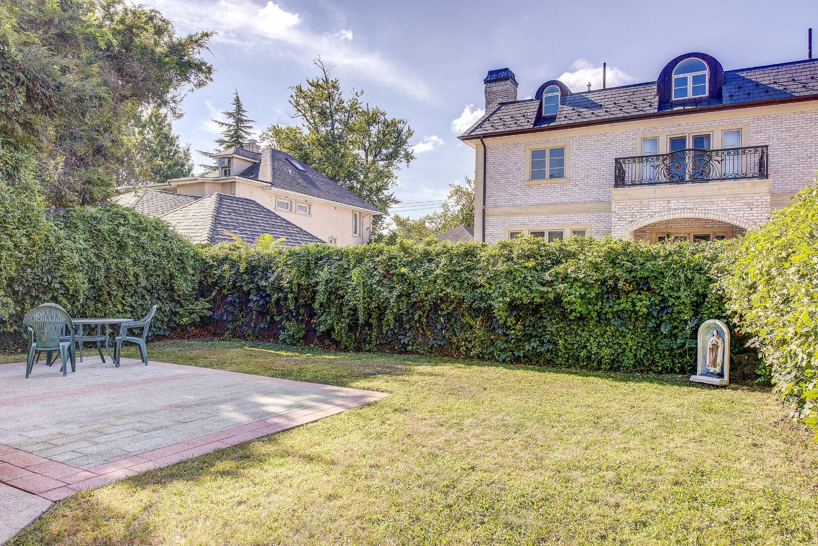 #5 photo, 160-32 11th Ave, Beechhurst , NY 11357