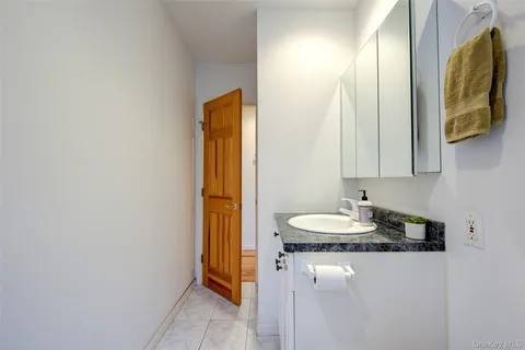 #9 photo, 160-32 11th Ave, Beechhurst , NY 11357