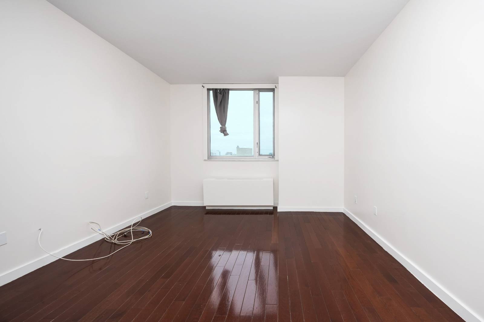 #21 photo, 133-38 Sanford Avenue, #17B, Flushing , NY 11355