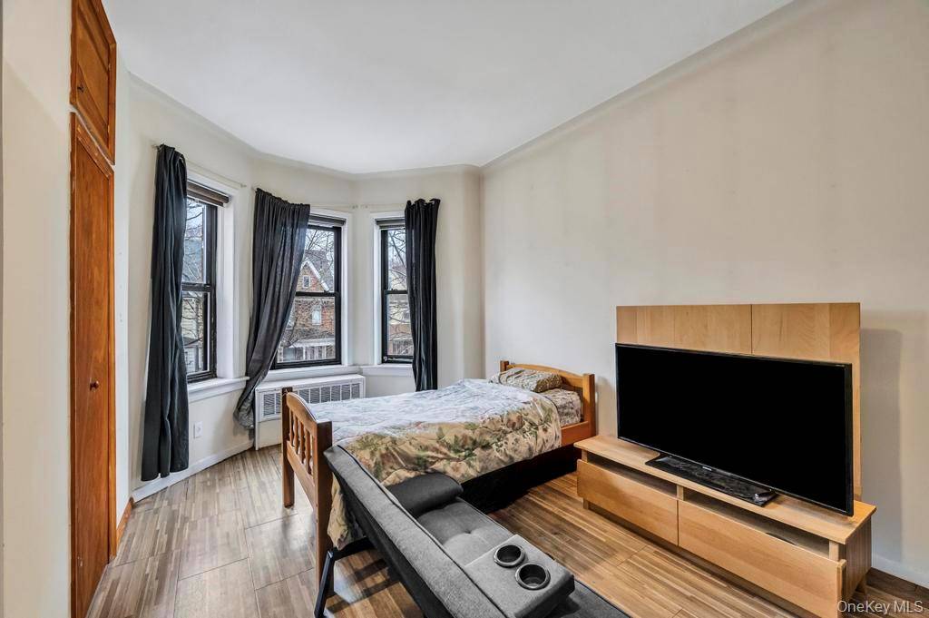 #17 photo, 634 E 3rd Street, Kensington , NY 11218