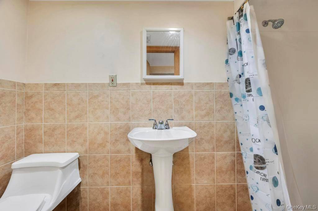 #24 photo, 634 E 3rd Street, Kensington , NY 11218