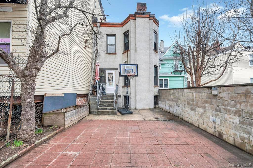 #30 photo, 634 E 3rd Street, Kensington , NY 11218