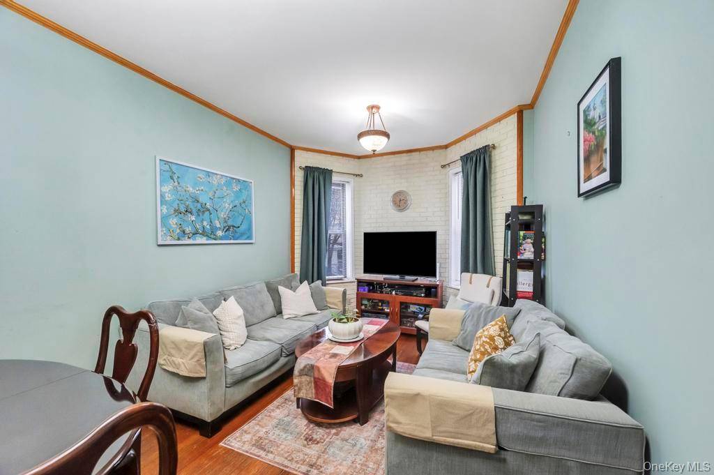 #5 photo, 634 E 3rd Street, Kensington , NY 11218