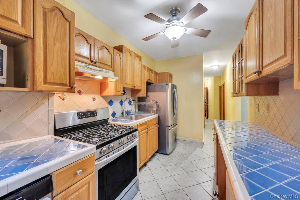 #8 photo, 634 E 3rd Street, Kensington , NY 11218