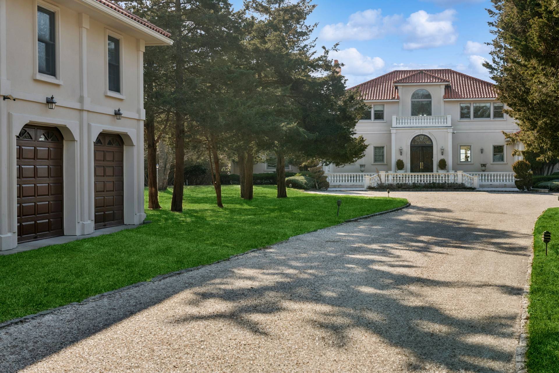 #17 photo, 7 Cross Road, Remsenburg , NY 11960