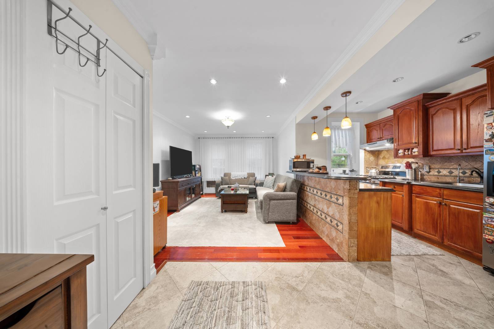 #2 photo, 10807 65th Rd, #1C, Forest Hills , NY 11375