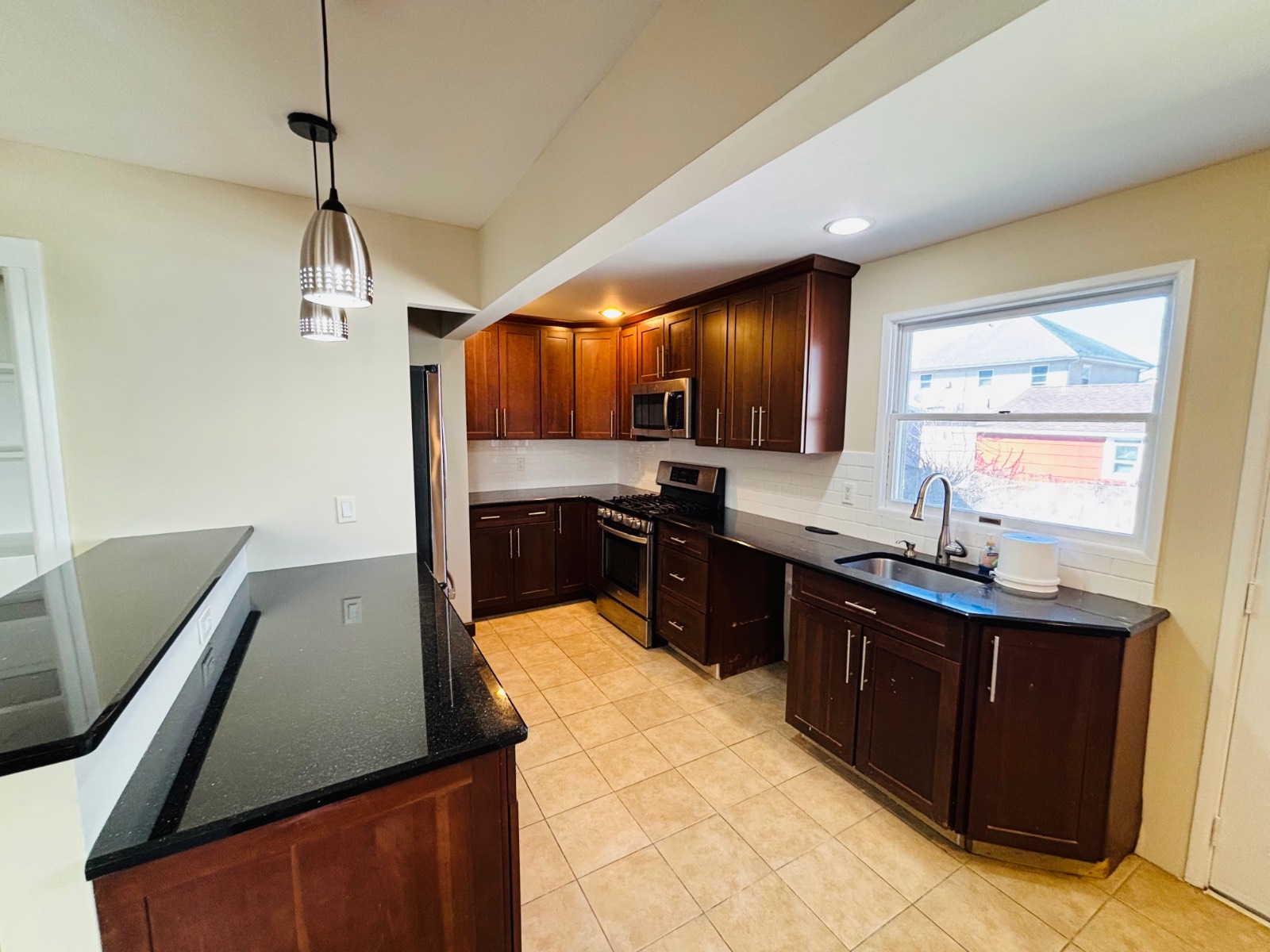 #4 photo, 31 4th St, 长岛 格仑科夫 Glen Cove , NY 11542